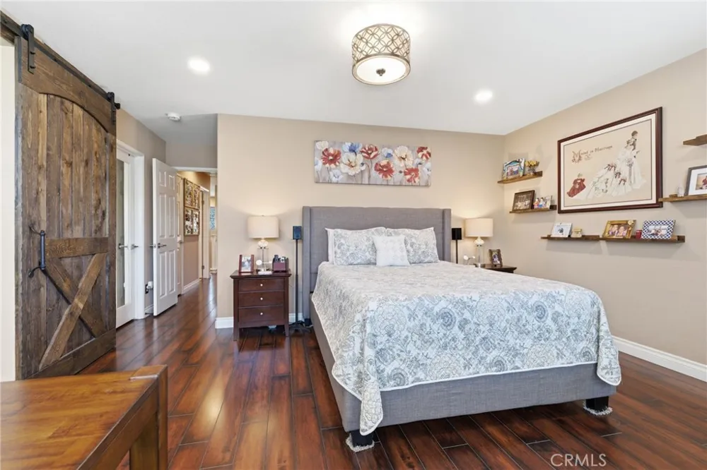 24045 Whitewater Drive Valencia, CA 91354