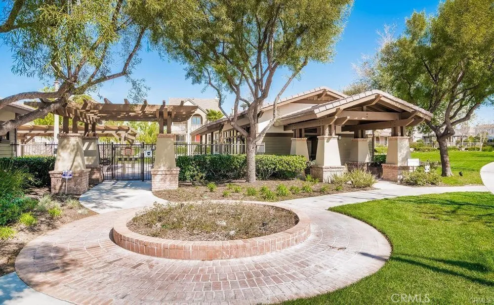 24045 Whitewater Drive Valencia, CA 91354