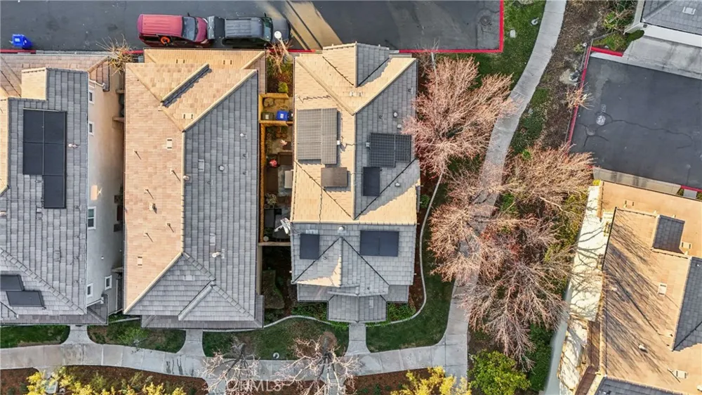 24045 Whitewater Drive Valencia, CA 91354