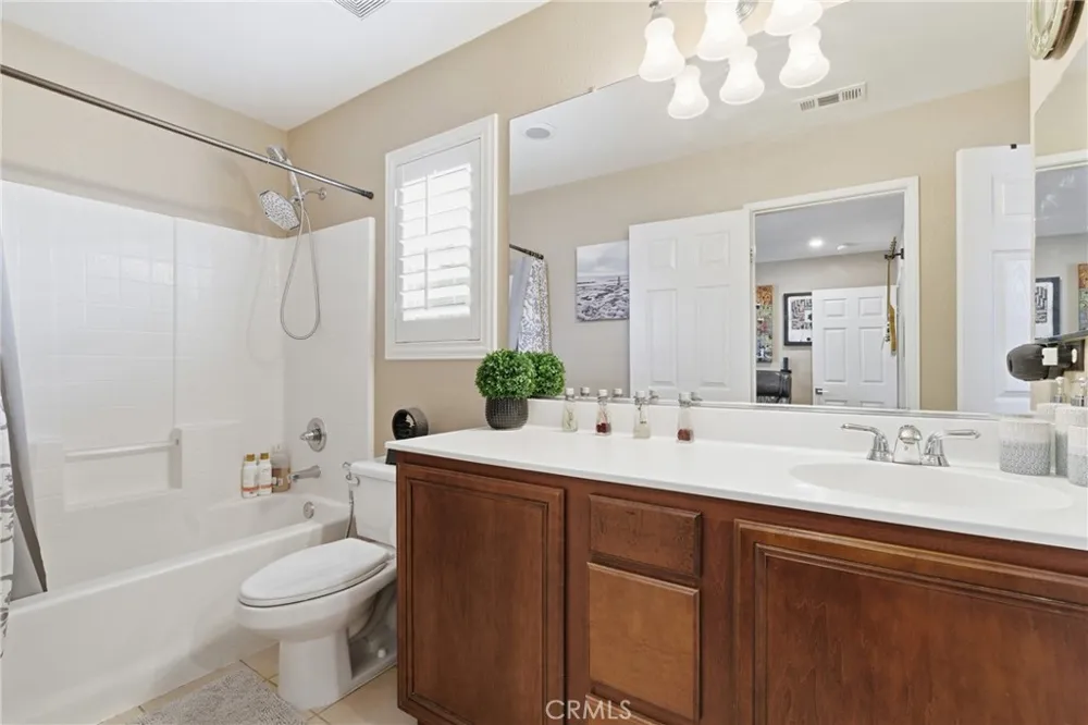 24045 Whitewater Drive Valencia, CA 91354