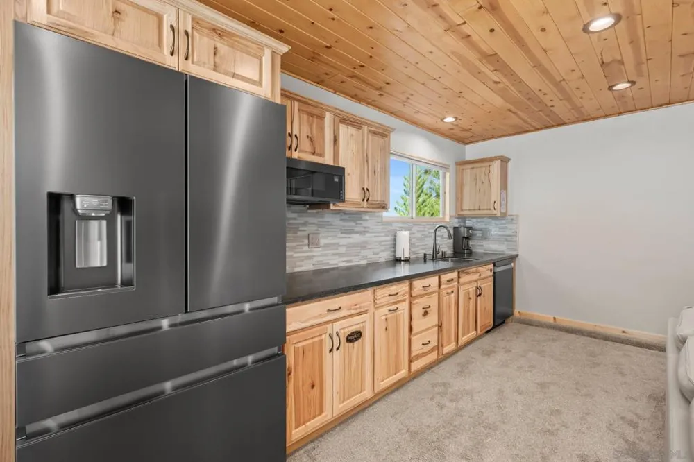 1219 Aspen Dr. Big Bear, CA 92315
