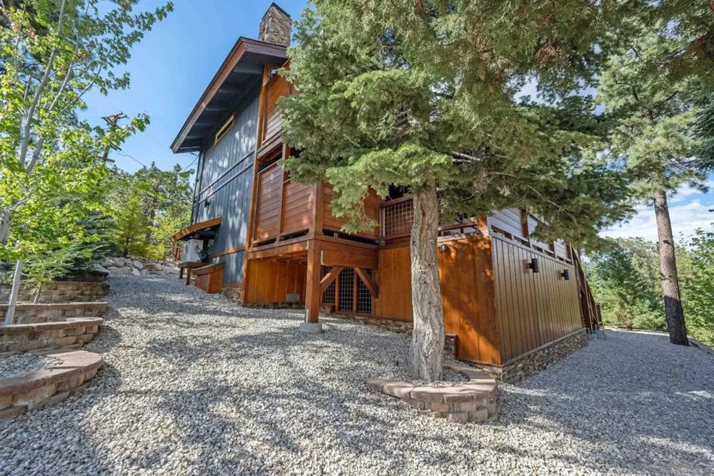 1219 Aspen Dr. Big Bear, CA 92315