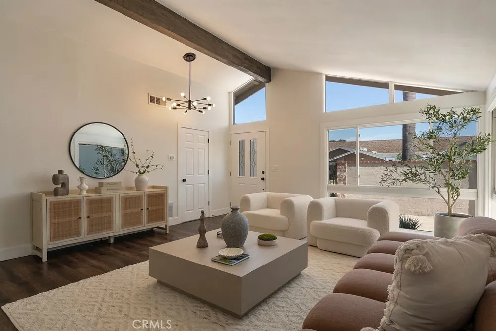 3343 Nevada Costa Mesa, CA 92626