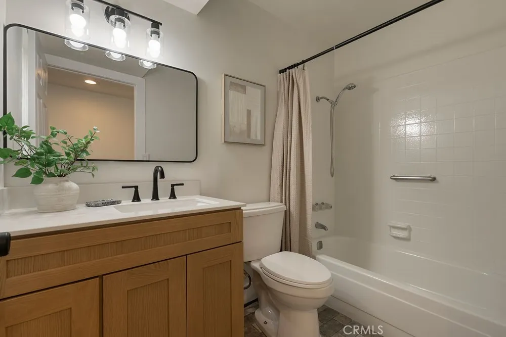 3343 Nevada Costa Mesa, CA 92626