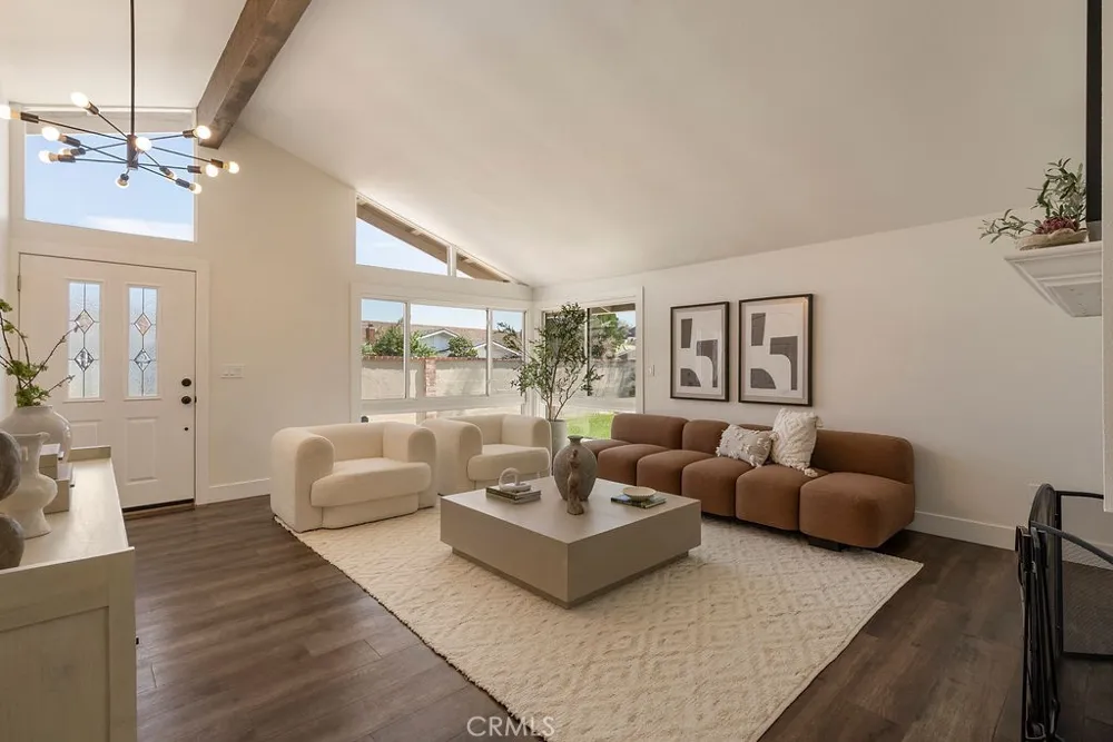 3343 Nevada Costa Mesa, CA 92626