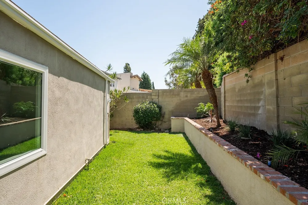 3343 Nevada Costa Mesa, CA 92626