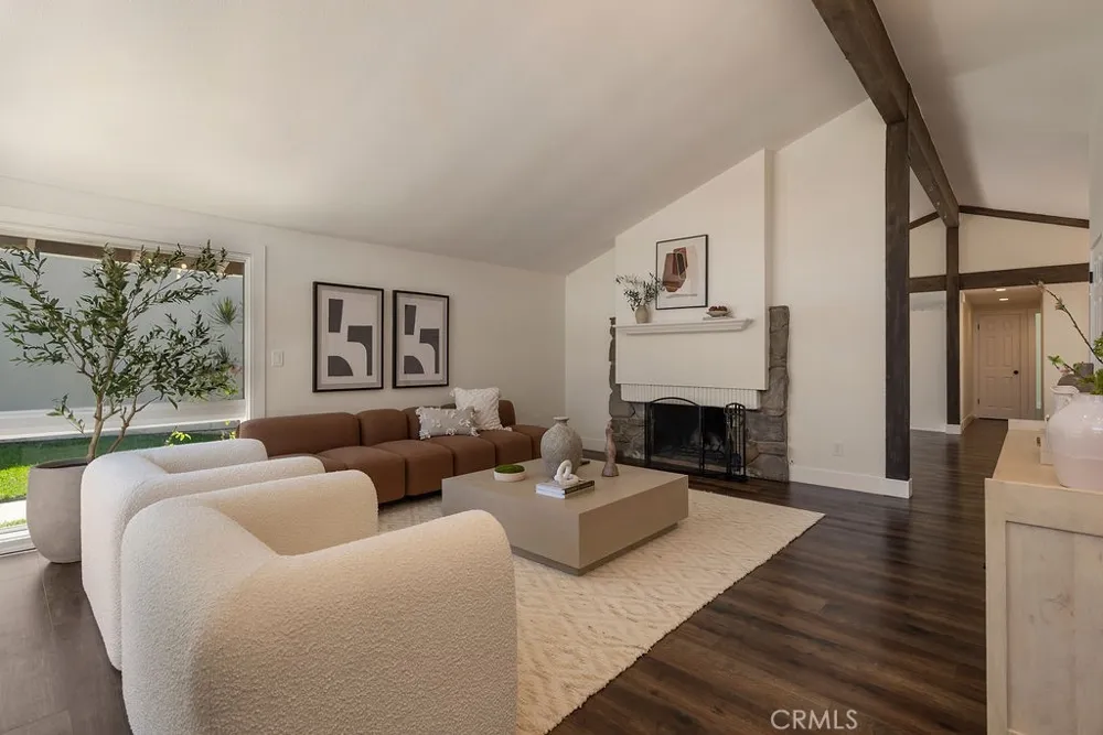 3343 Nevada Costa Mesa, CA 92626