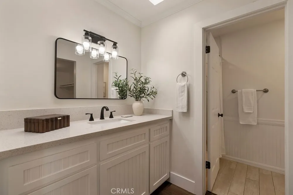 3343 Nevada Costa Mesa, CA 92626
