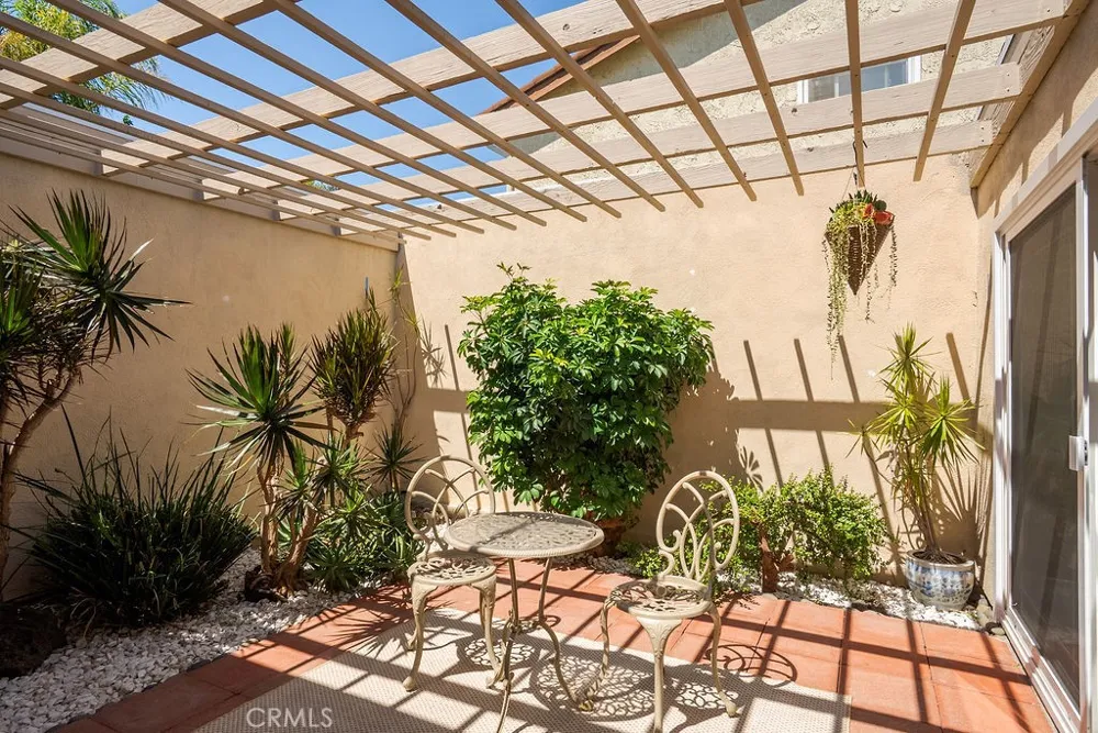 3343 Nevada Costa Mesa, CA 92626