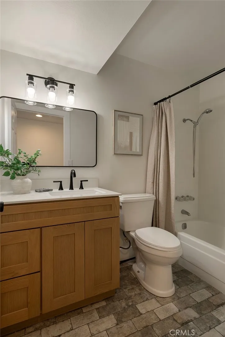 3343 Nevada Costa Mesa, CA 92626