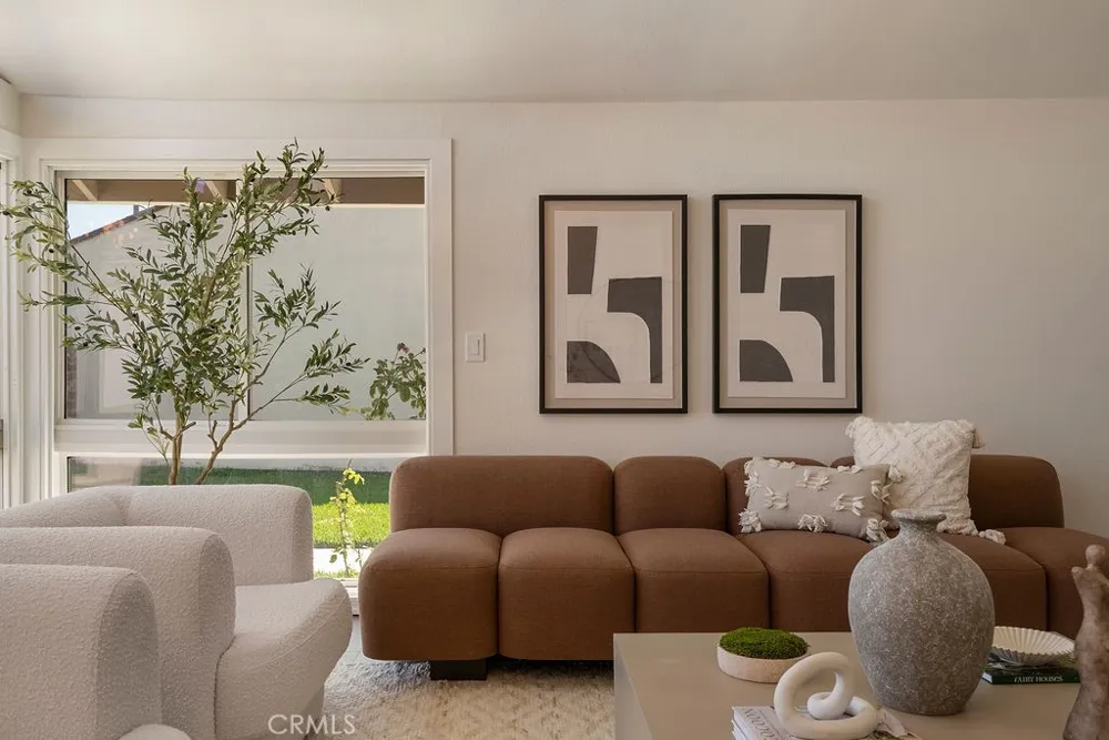 3343 Nevada Costa Mesa, CA 92626