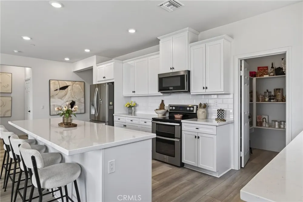 30969 Alister Winchester, CA 92596
