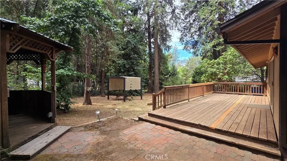 6566 Woodward Magalia, CA 95954