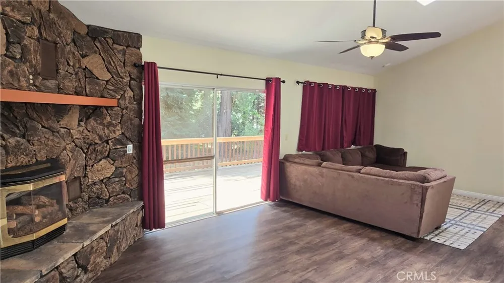 6566 Woodward Magalia, CA 95954