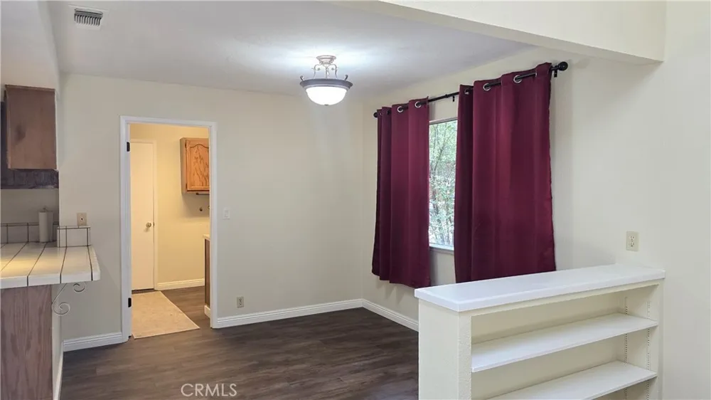 6566 Woodward Magalia, CA 95954