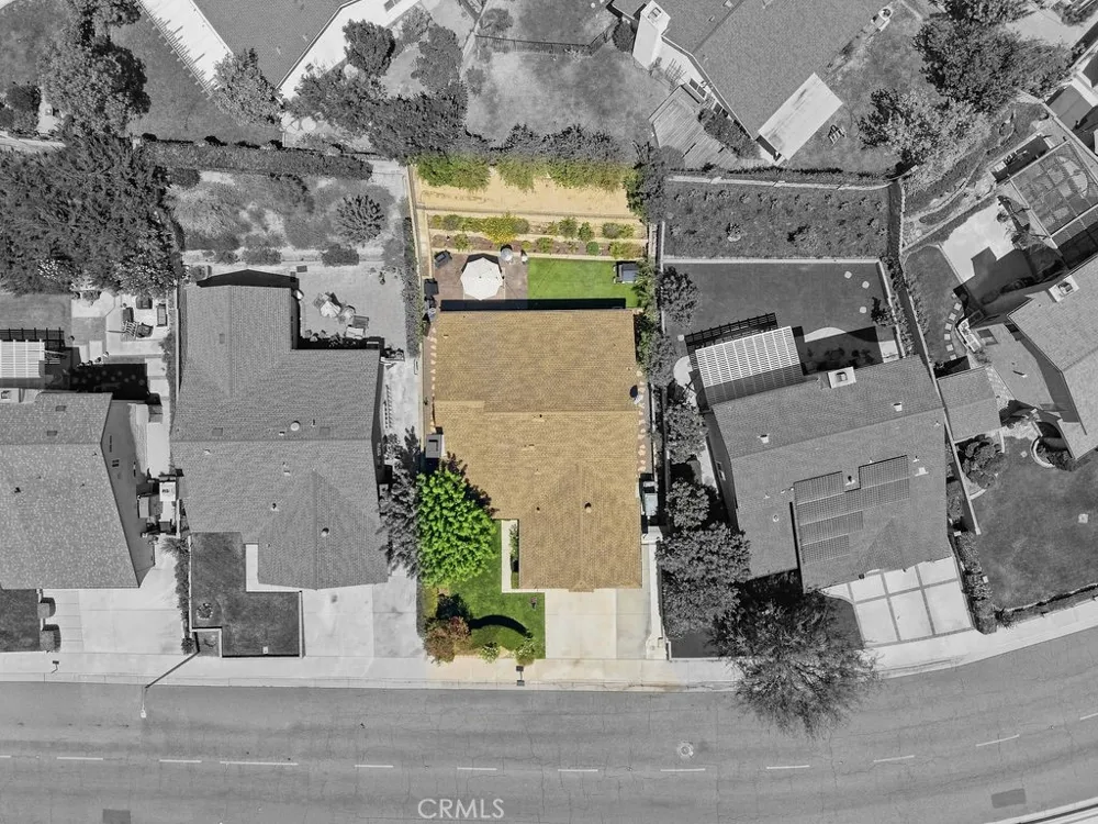 21919 Grovepark Saugus, CA 91350