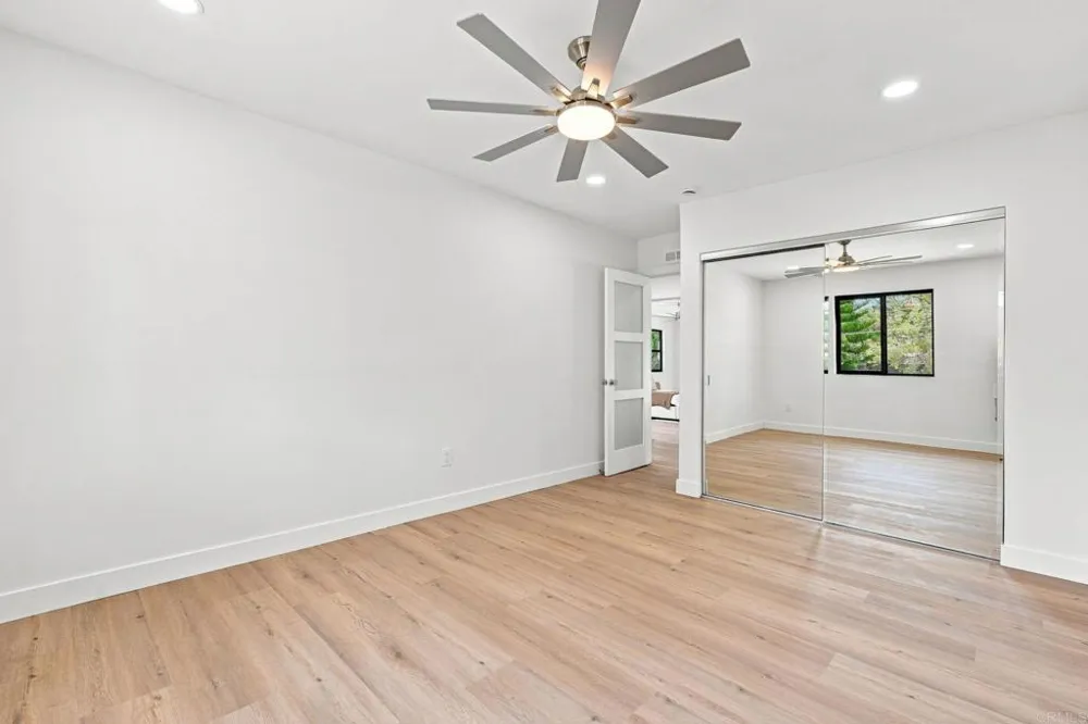 1021 Calle Escarpada Bonita, CA 91902
