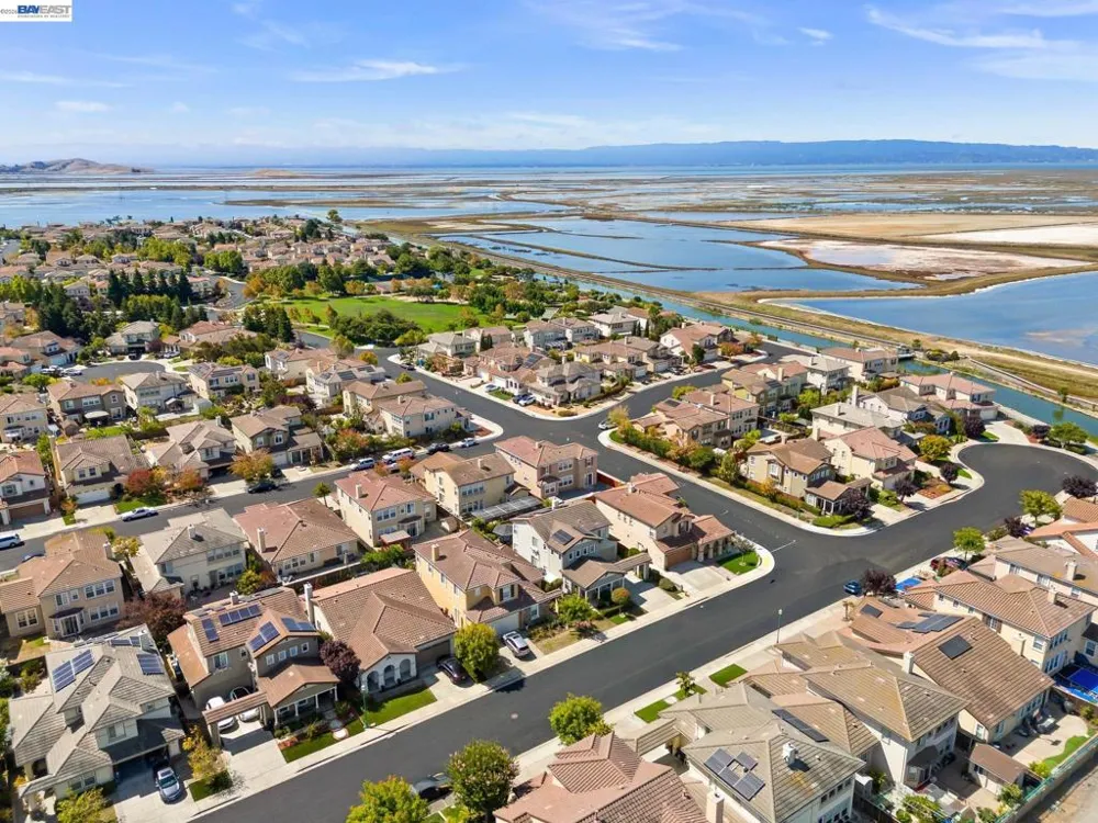 2793 Sunset Dune Way Hayward, CA 94545