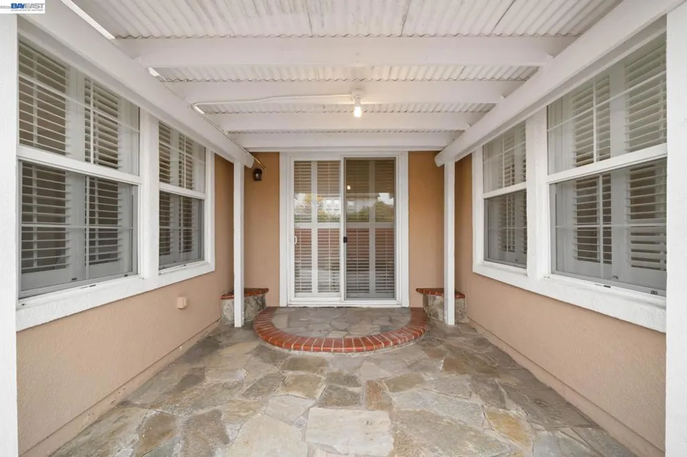 2793 Sunset Dune Way Hayward, CA 94545