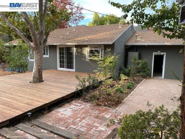 105 Roberta Ave Pleasant Hill, CA 94523