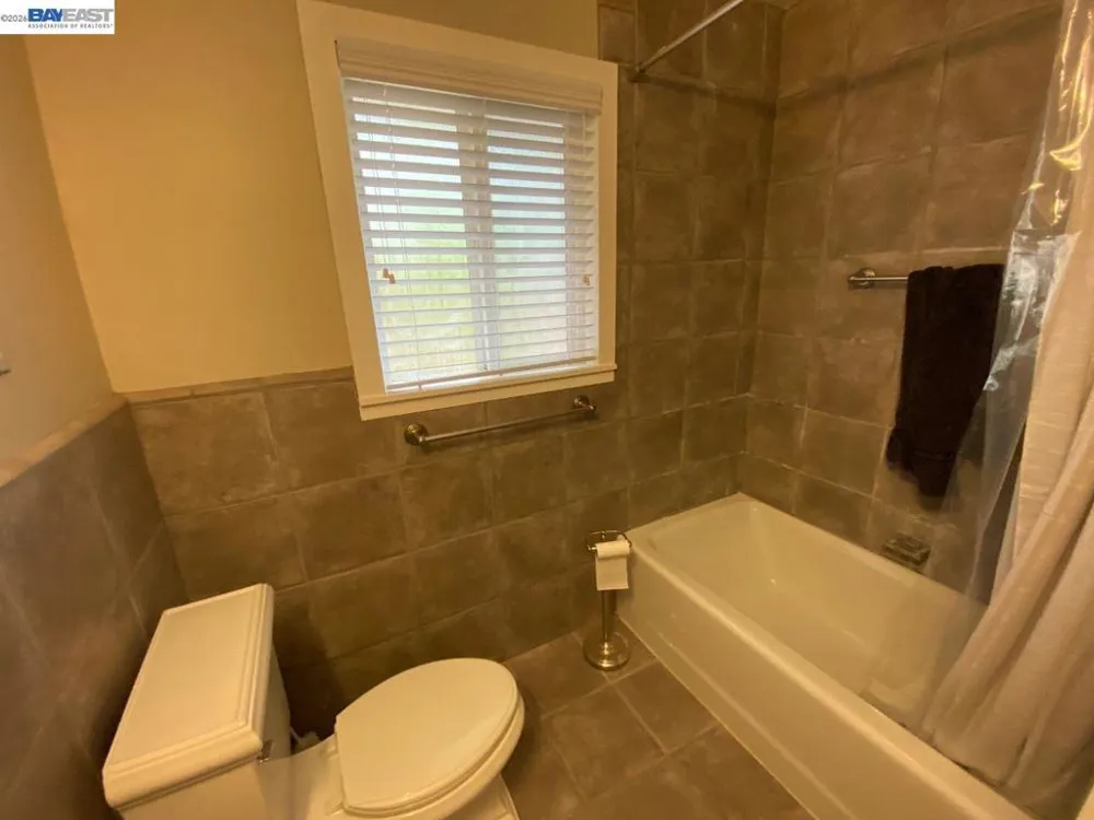 105 Roberta Ave Pleasant Hill, CA 94523