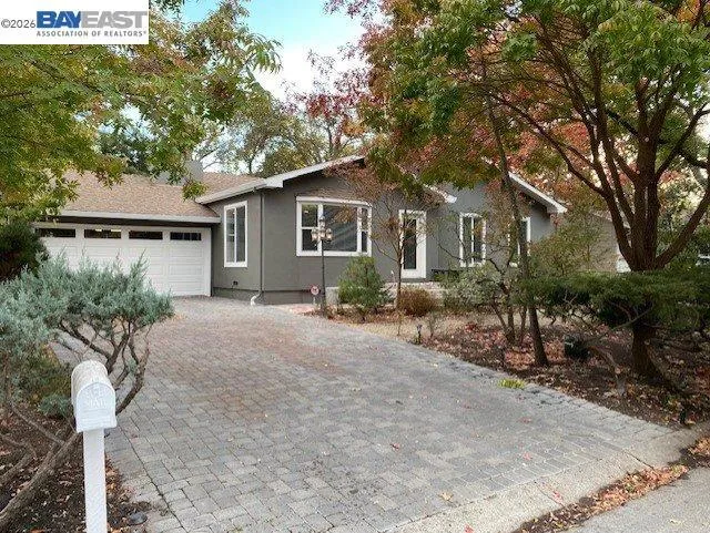 105 Roberta Ave Pleasant Hill, CA 94523