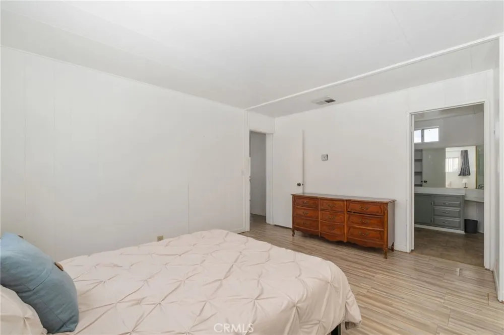 2692 E Highland Avenue #127 Highland, CA 92346