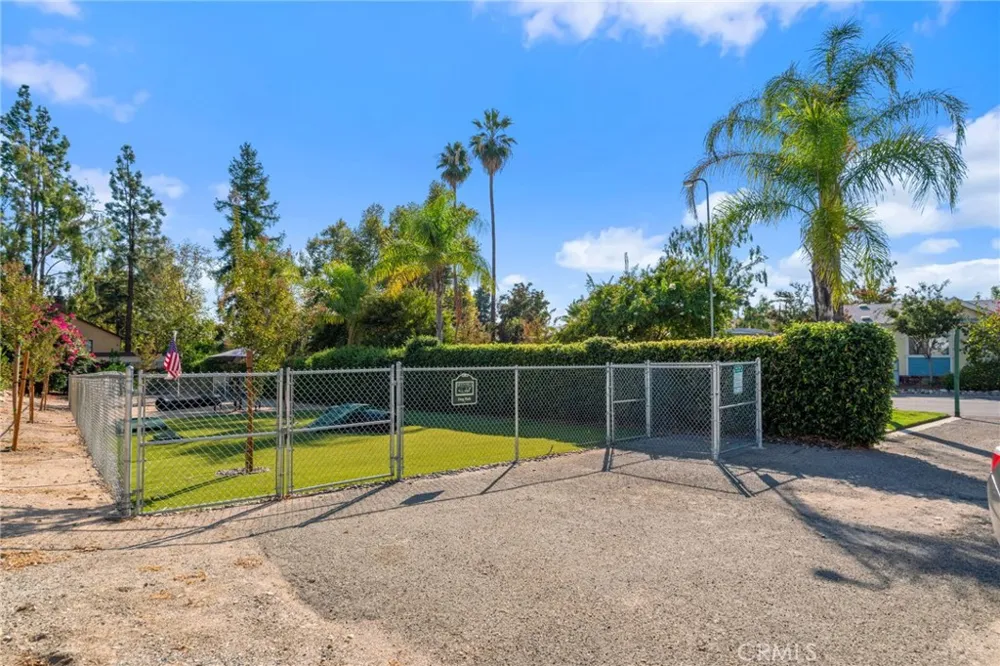 2692 E Highland Avenue #127 Highland, CA 92346