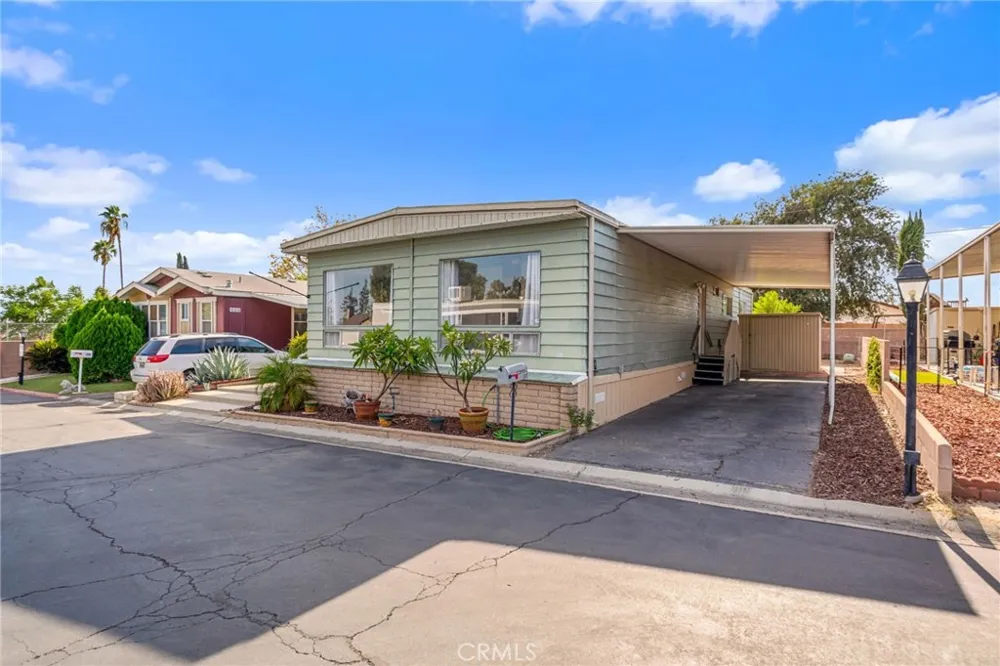 2692 E Highland Avenue #127 Highland, CA 92346