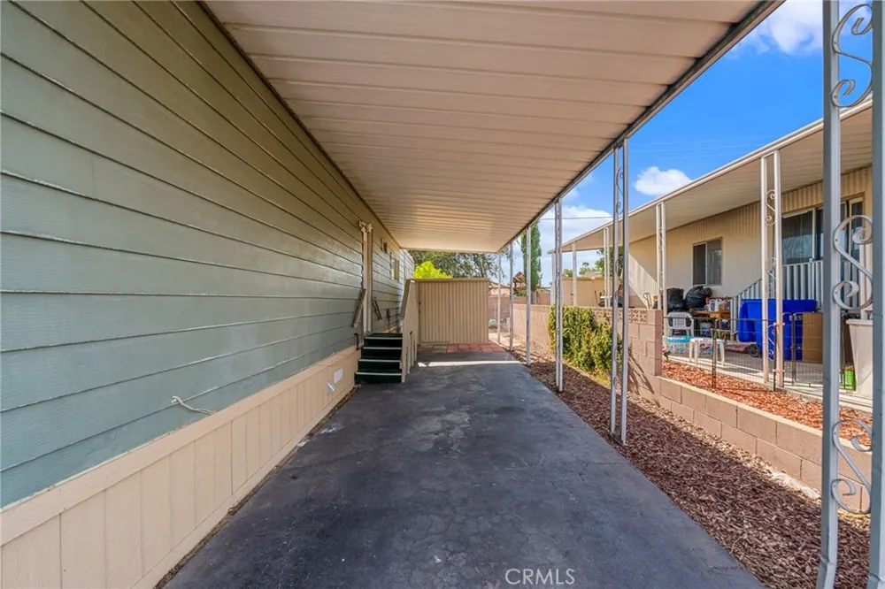 2692 E Highland Avenue #127 Highland, CA 92346