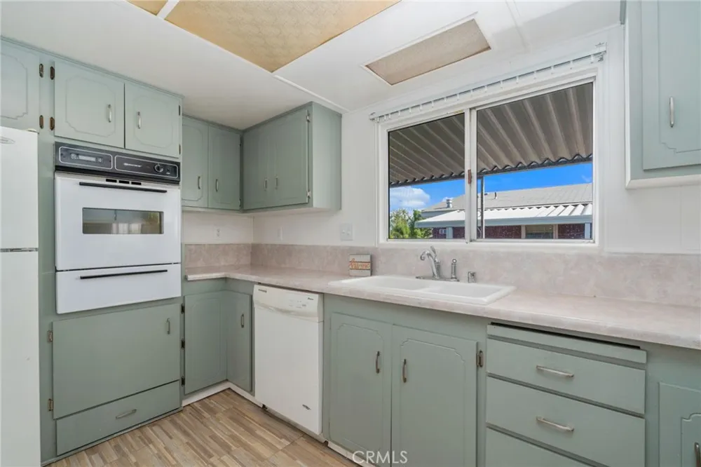 2692 E Highland Avenue #127 Highland, CA 92346