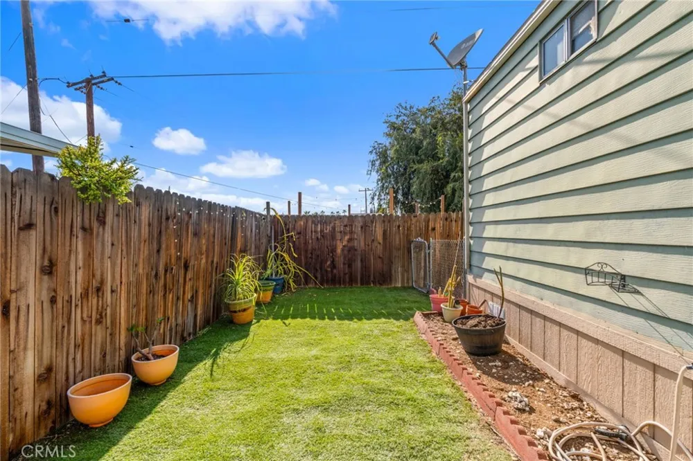 2692 E Highland Avenue #127 Highland, CA 92346