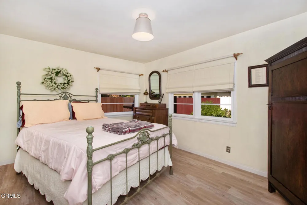 3217 Estado Street Pasadena, CA 91107