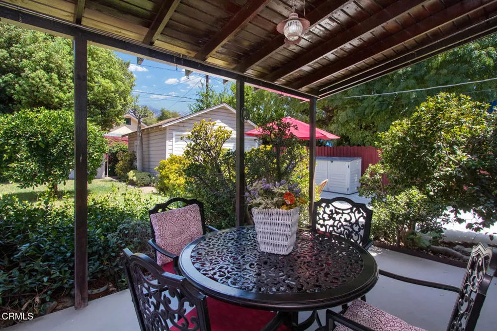 3217 Estado Street Pasadena, CA 91107