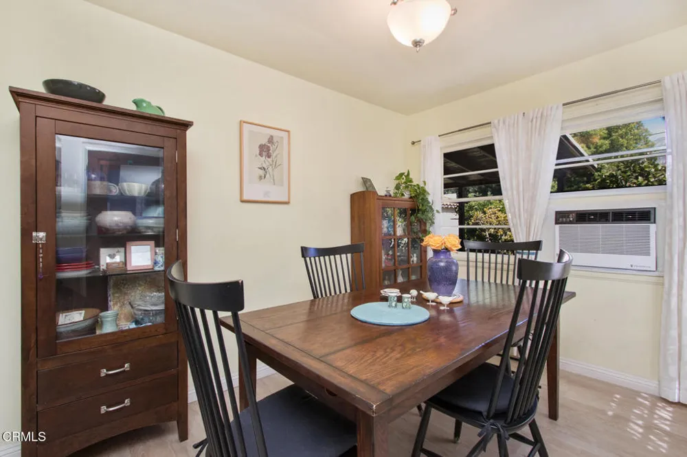 3217 Estado Street Pasadena, CA 91107