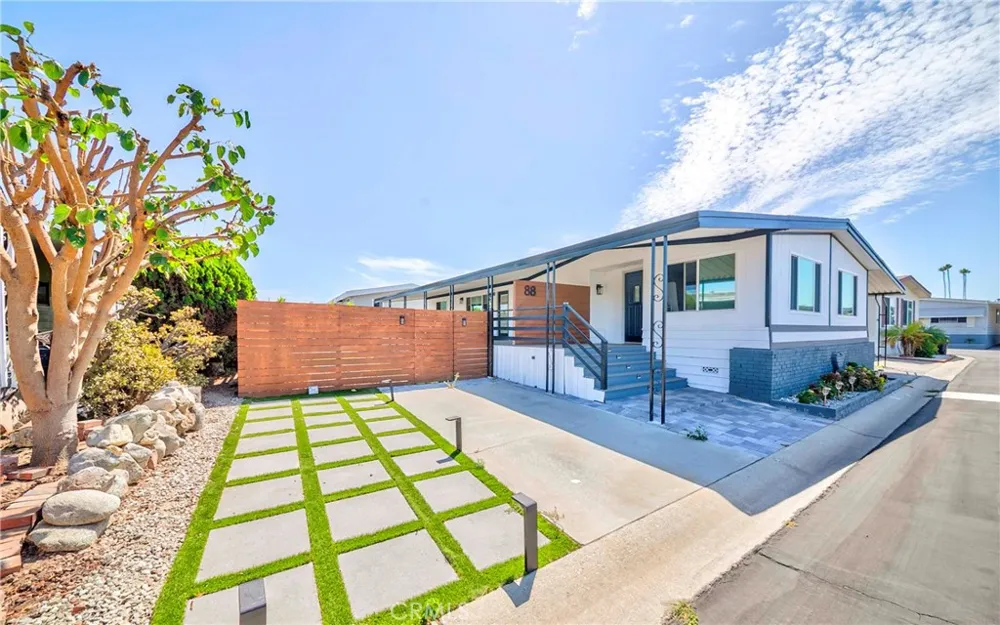 1065 Lomita #88 Harbor City, CA 90710