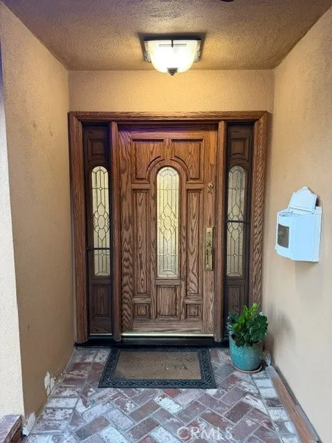 8031 Joan Cir La Palma, CA 90623