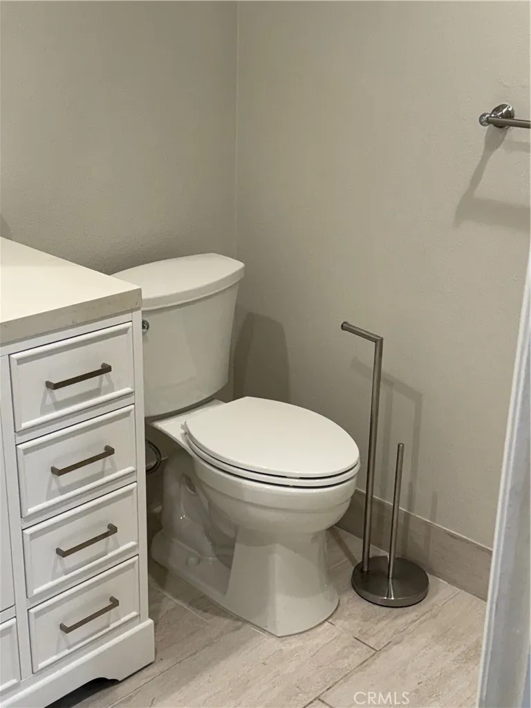 8031 Joan Cir La Palma, CA 90623