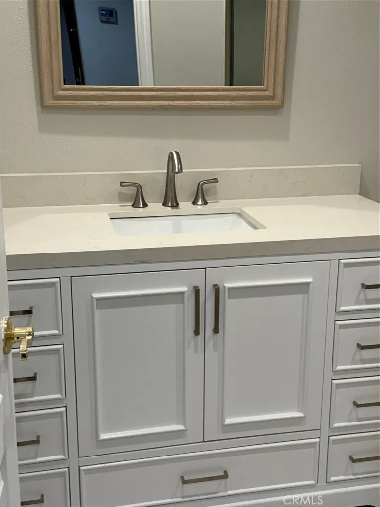 8031 Joan Cir La Palma, CA 90623