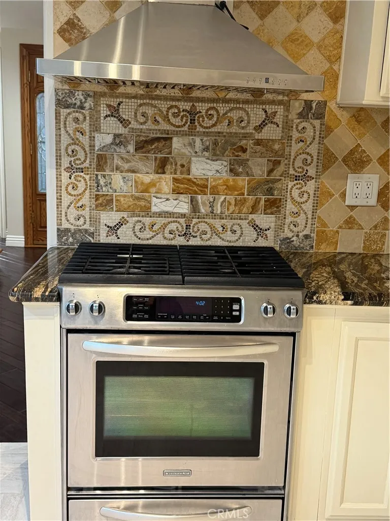 8031 Joan Cir La Palma, CA 90623