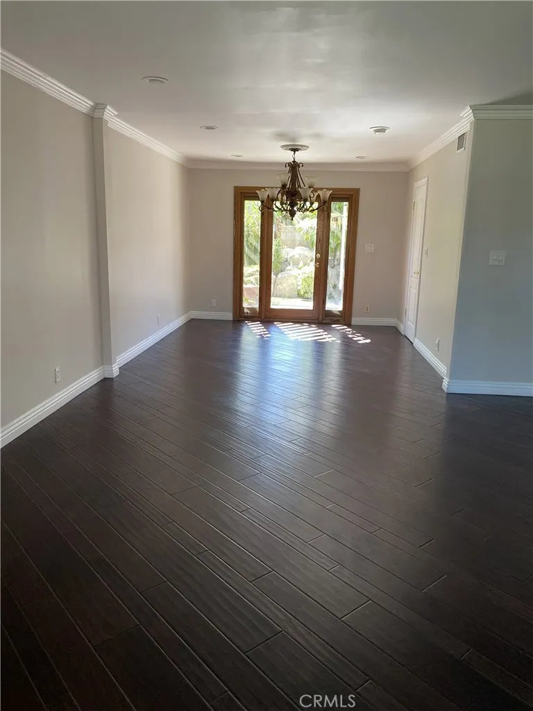 8031 Joan Cir La Palma, CA 90623