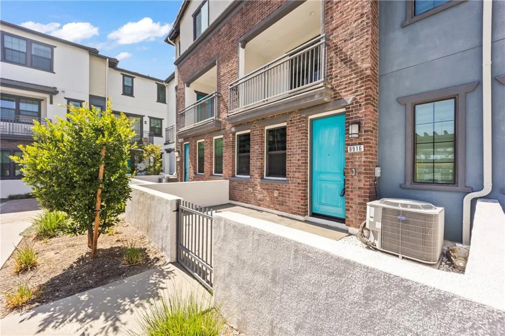 8916 Jasmine Buena Park, CA 90621
