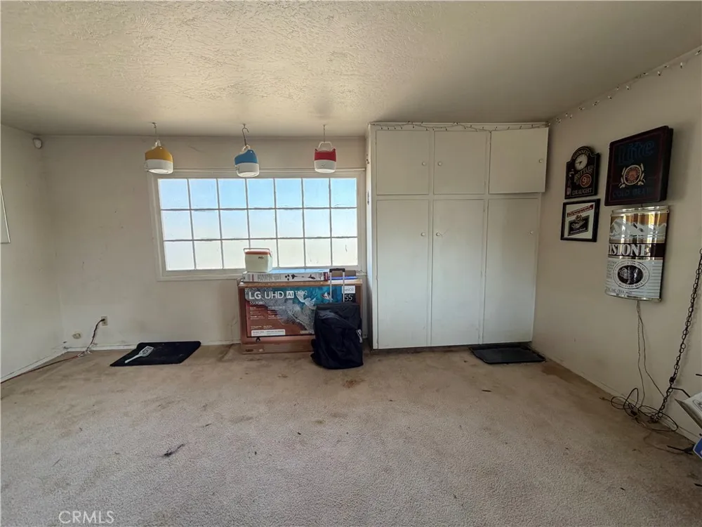 33110 Buena Vista Lake Elsinore, CA 92530