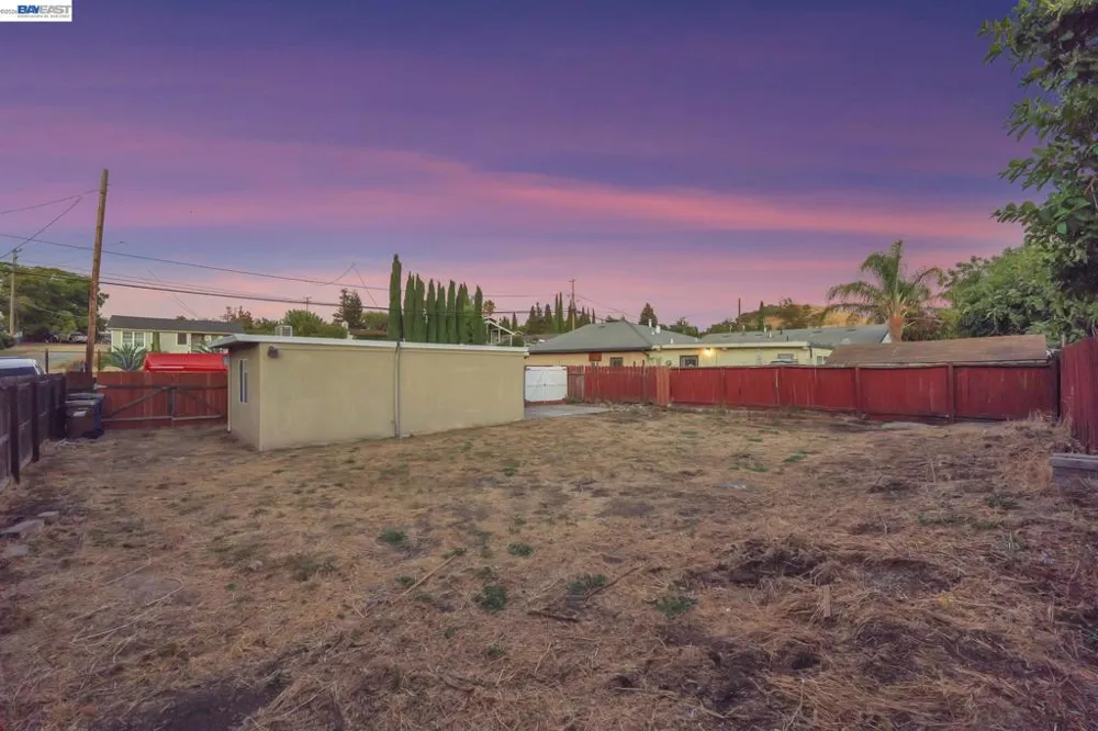 4262 Arthur Rd Martinez, CA 94553