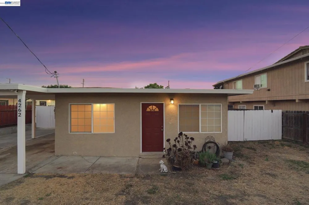 4262 Arthur Rd Martinez, CA 94553