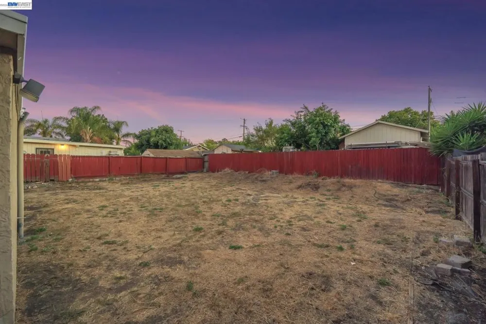 4262 Arthur Rd Martinez, CA 94553