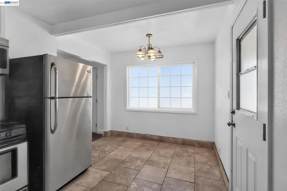 4262 Arthur Rd Martinez, CA 94553