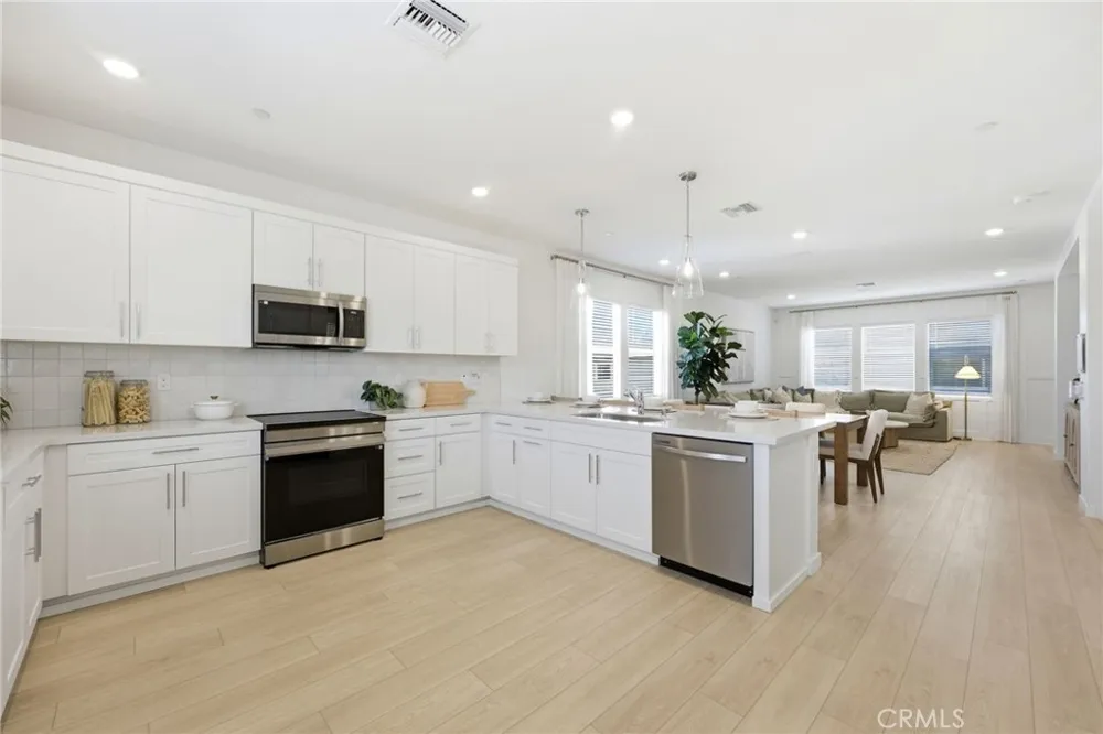 11422 Wildflower Lane El Monte, CA 91731