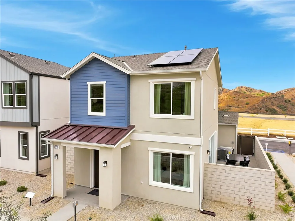 27235 Reed Lane Valencia, CA 91381
