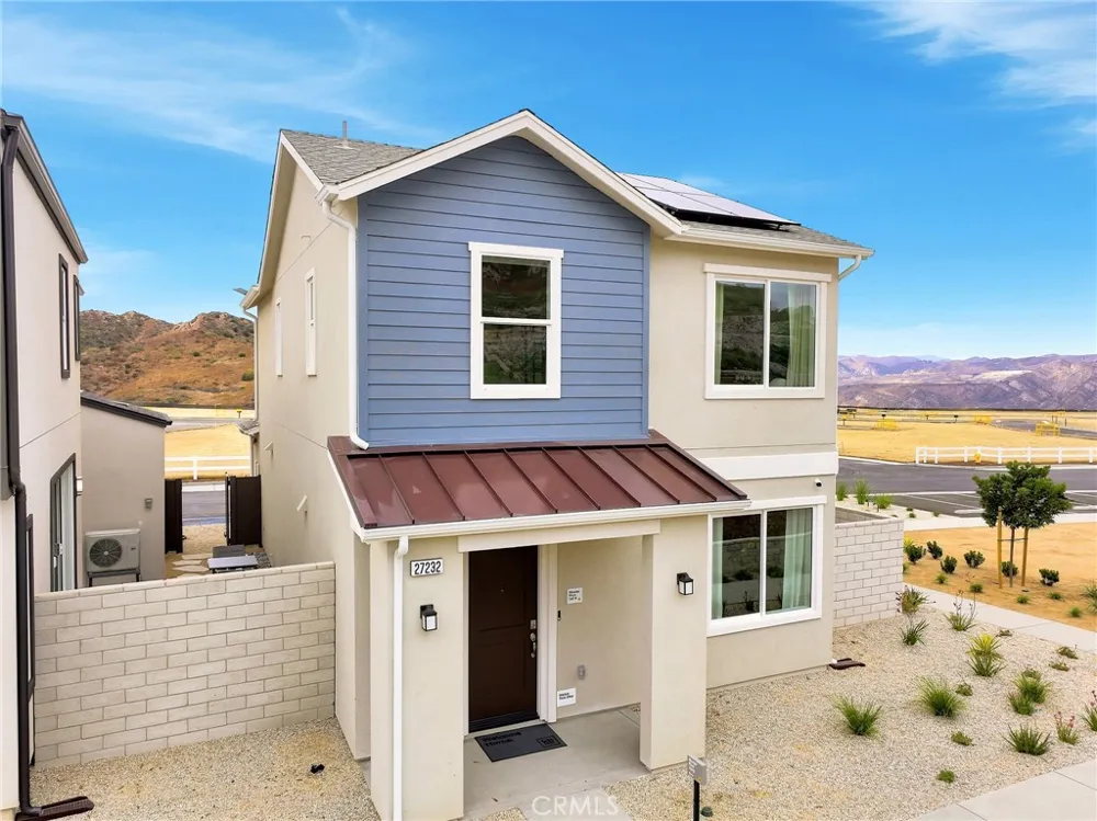 27235 Reed Lane Valencia, CA 91381